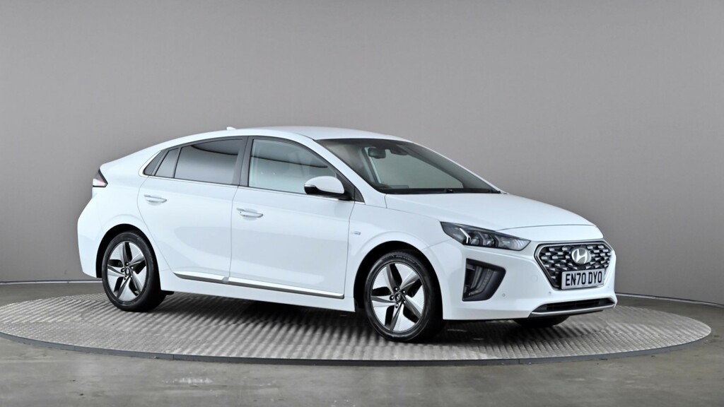 Compare Hyundai Ioniq 1.6 Gdi Hybrid Premium Se Dct EN70DYO White