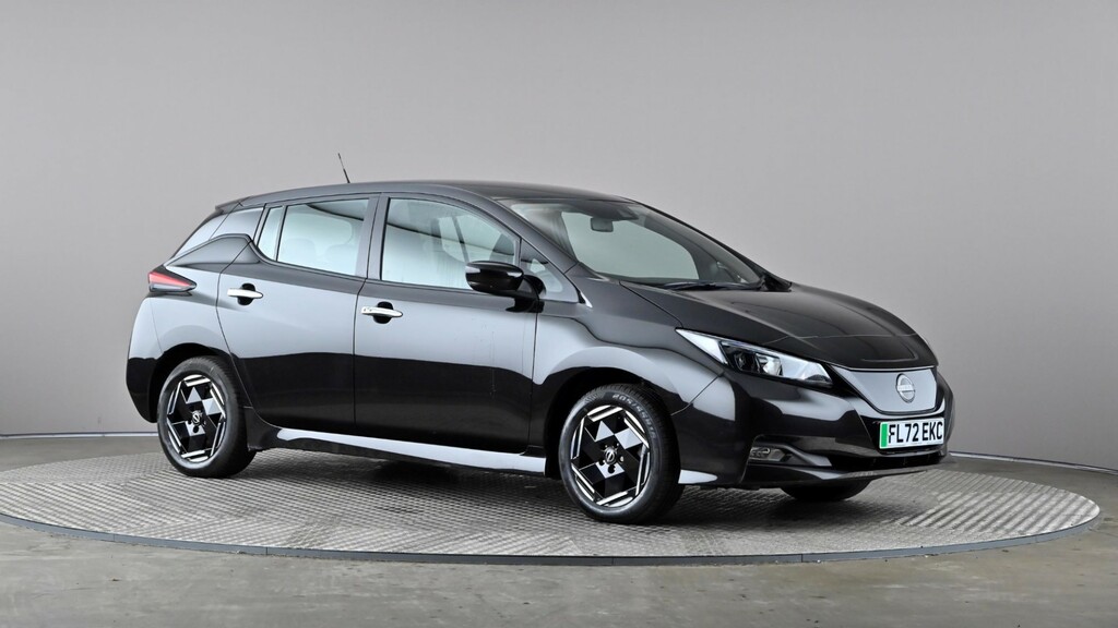 Compare Nissan Leaf 110Kw Acenta 39Kwh FL72EKC Black