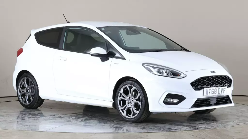Compare Ford Fiesta 1.0 Ecoboost St-line WT68DVF White
