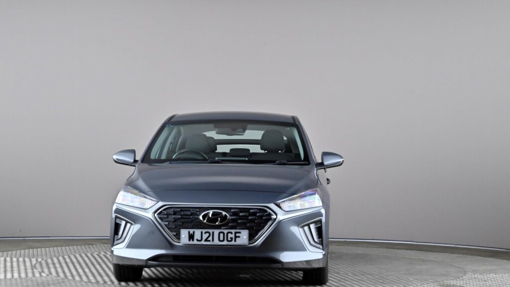 Compare Hyundai Ioniq 1.6 Gdi Hybrid Premium Dct WJ21OGF Grey