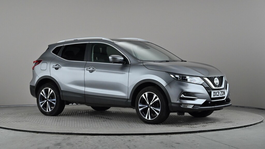 Compare Nissan Qashqai 1.3 Dig-t N-connecta Glass Roof Pack DX21ZDN Grey