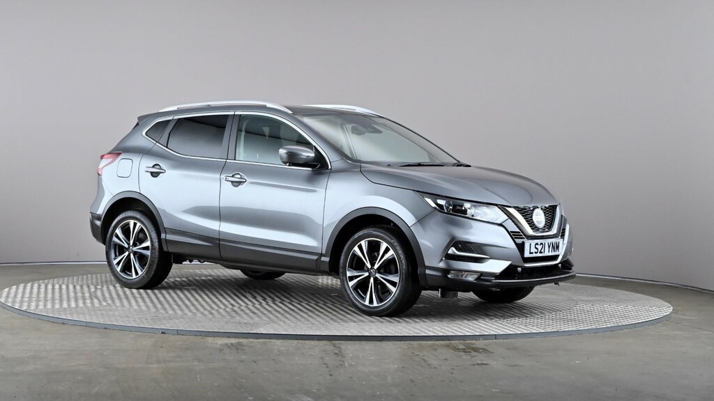 Compare Nissan Qashqai 1.3 Dig-t N-connecta Glass Roof Pack LS21YNM Grey