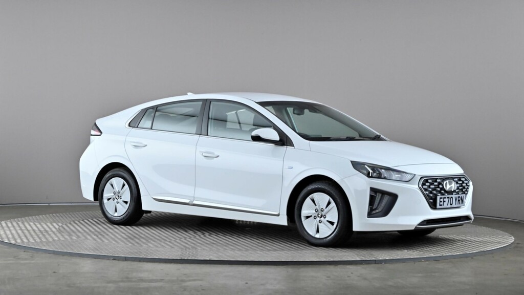 Compare Hyundai Ioniq 1.6 Gdi Hybrid Premium Dct EF70YRN White