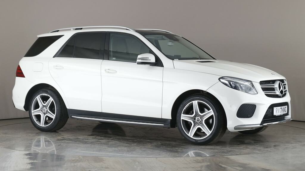 Compare Mercedes-Benz GLE Class Gle 350D 4Matic Amg Line Premium 9G-tronic RV17KVG White