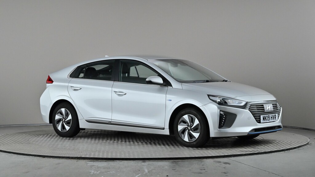 Compare Hyundai Ioniq 1.6 Gdi Hybrid Premium Dct MK19HVR Silver