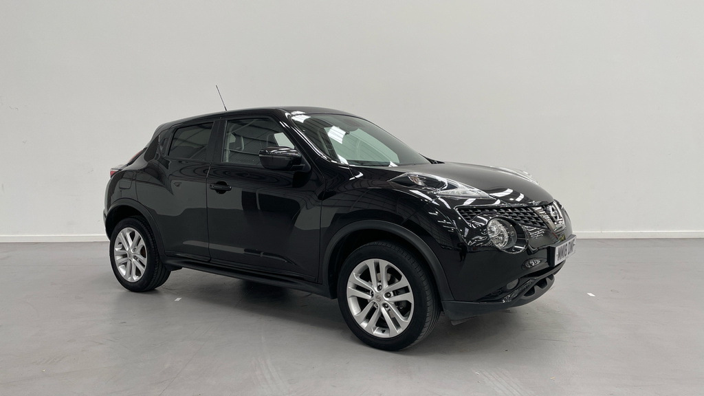 Compare Nissan Juke 1.2 Dig-t Bose Personal Edition MM18DMF Black