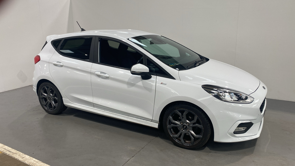 Compare Ford Fiesta 1.0 Ecoboost 95 St-line Edition SN70HYP White