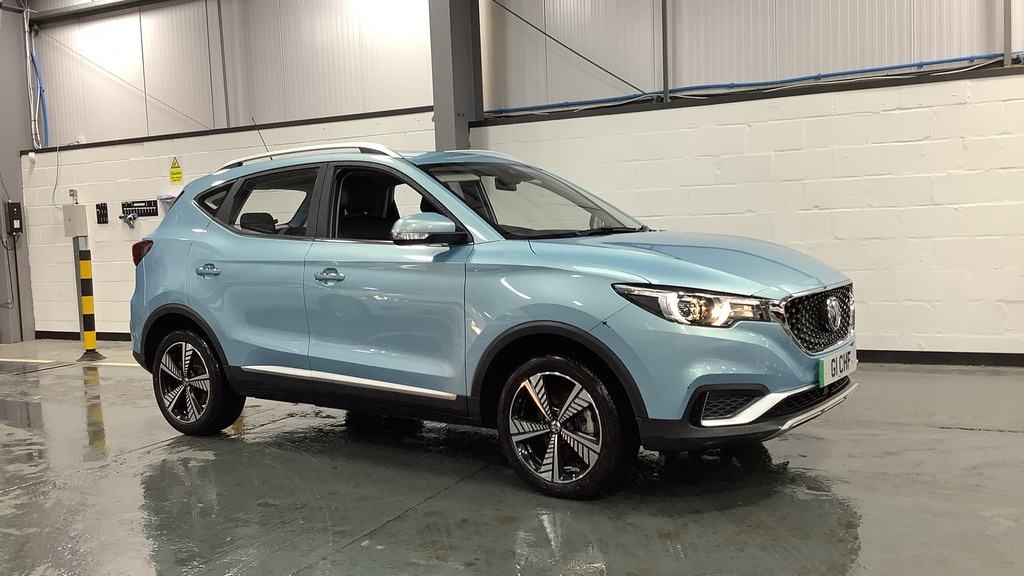 Compare MG ZS 105Kw Exclusive Ev 45Kwh MB21EDJ Blue