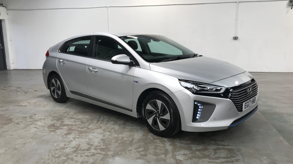 Hyundai Ioniq 1.6 Gdi Hybrid Premium Se Dct Silver #1