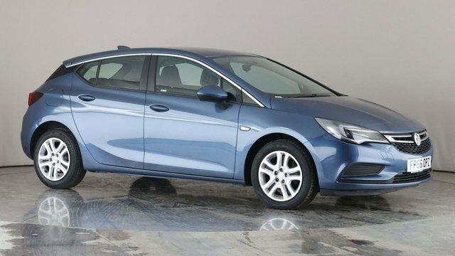 Compare Vauxhall Astra 1.6 Tech Line Cdti 108 Bhp FP66OPZ Blue