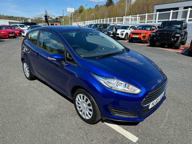Compare Ford Fiesta 1.2 Style 59 Bhp YL65VLG Blue