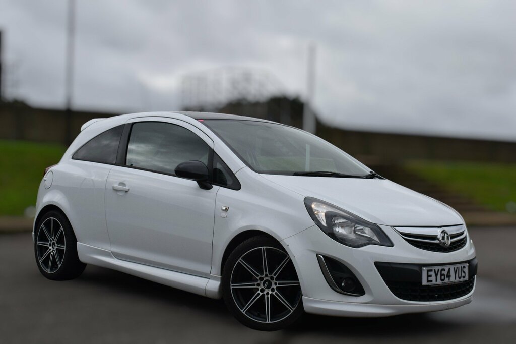 Compare Vauxhall Corsa 2014 64 Limited EY64YUS White