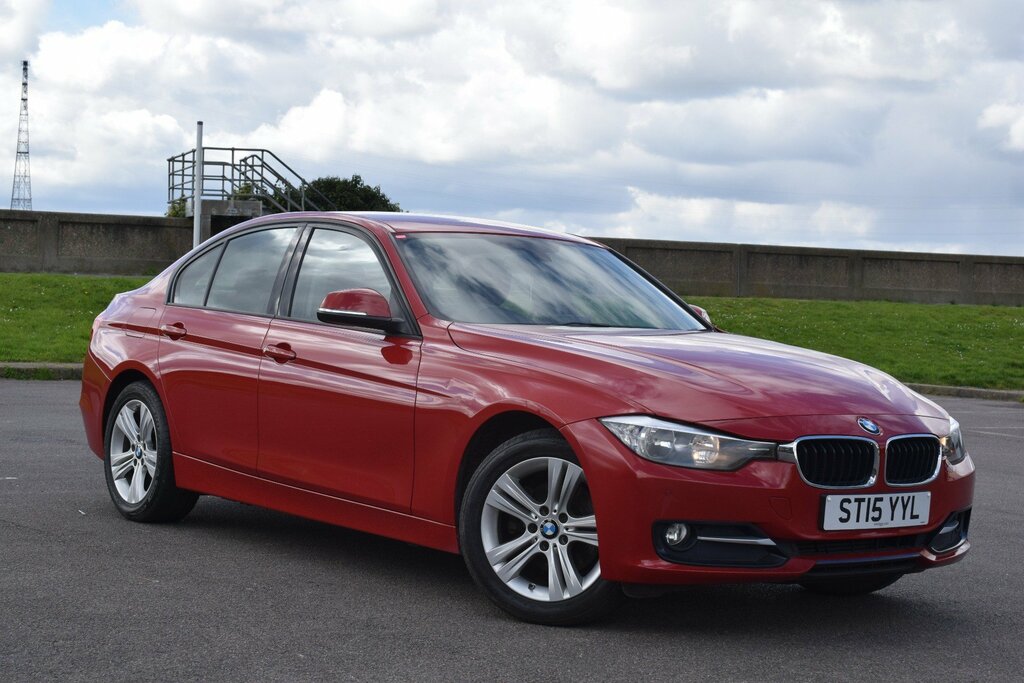 Compare BMW 3 Series 2015 15 320D ST15YYL Red