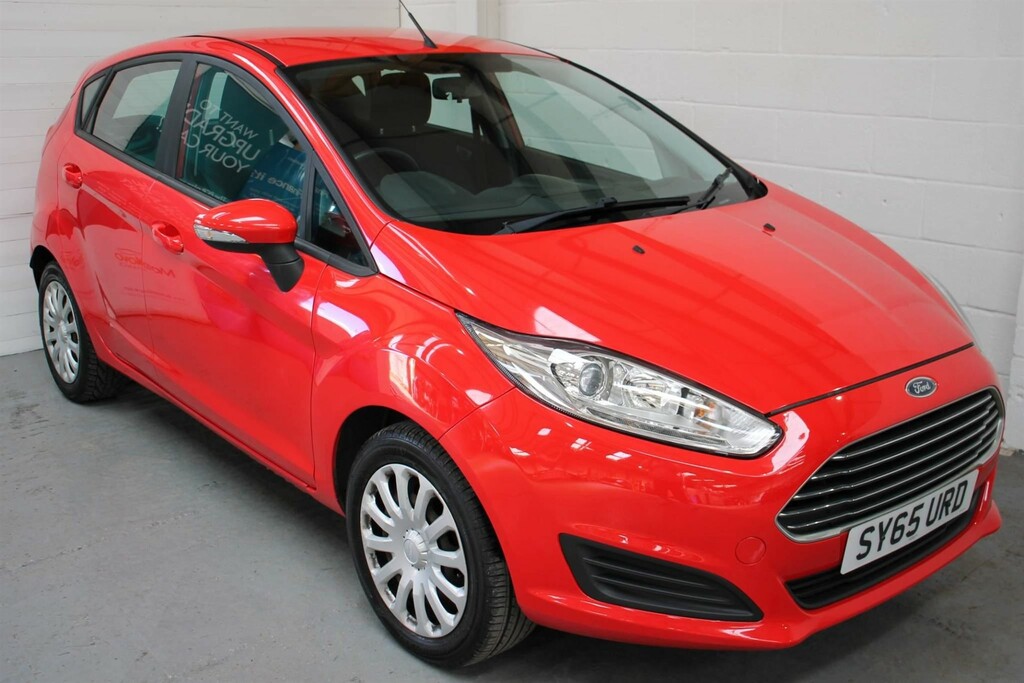 Compare Ford Fiesta 1.25 Style Euro 6 SY65URD Red