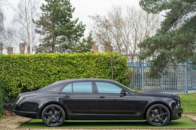 Compare Bentley Mulsanne V8 NK12CXR Black