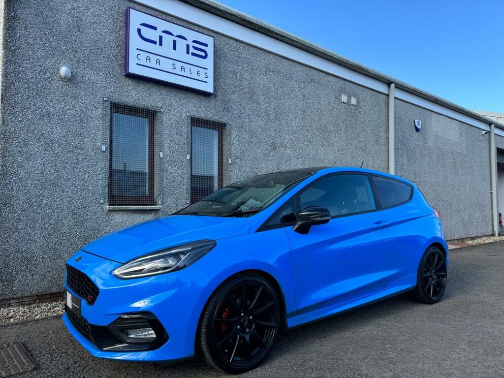 Compare Ford Fiesta Hatchback 1.5 T Ecoboost St Edition 2020 WM70GAA Blue
