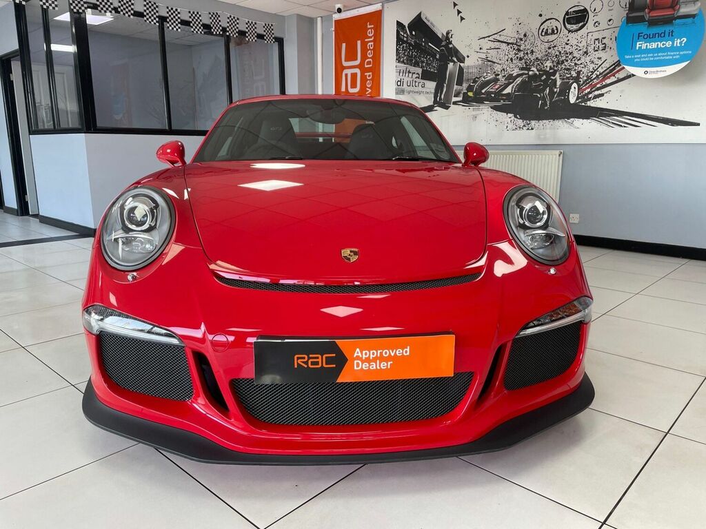 Compare Porsche 911 Coupe YK64UJP Red