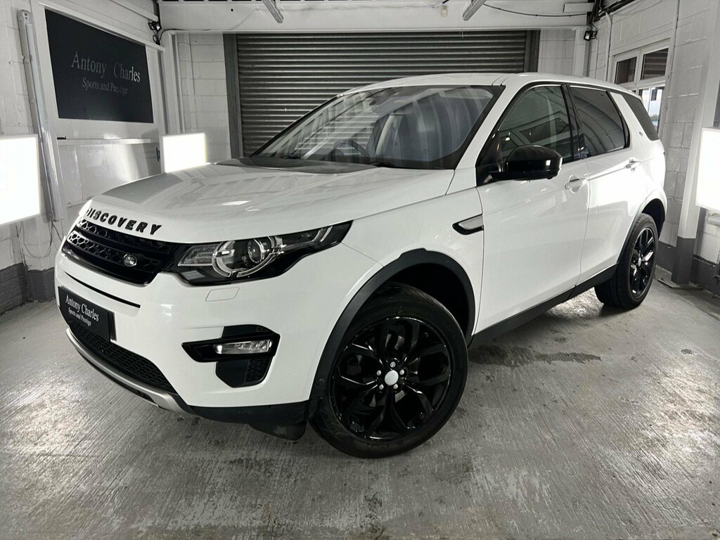 Compare Land Rover Discovery Sport Sport 2.0 Td4 OW66GWN White
