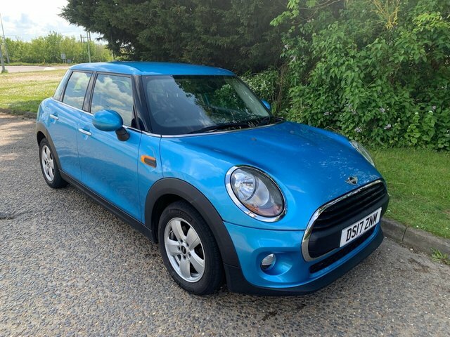 Compare Mini Hatch One 1.2 One 101 Bhp DS17ZNM Blue