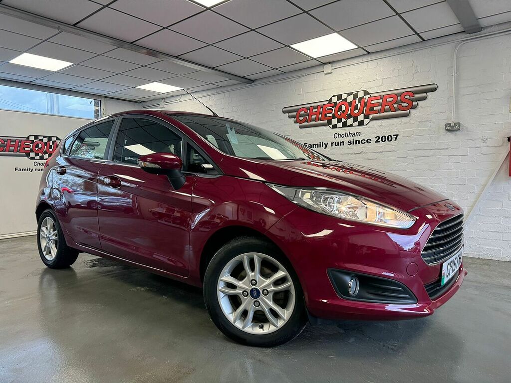 Compare Ford Fiesta T Ecoboost Zetec CP15FNZ Red