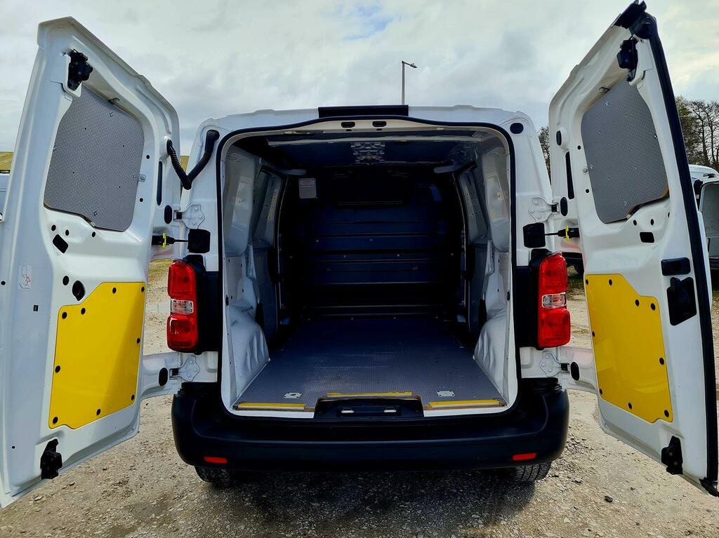 Compare Vauxhall Vivaro Panel Van VO71LCF White