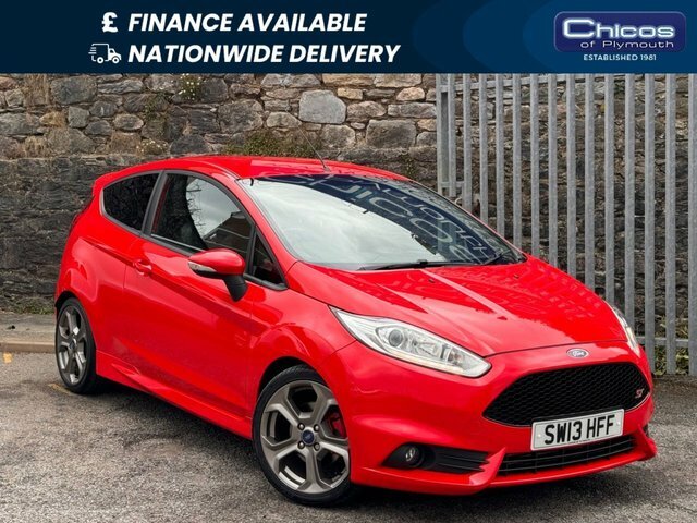 Compare Ford Fiesta 1.6 St-2 180 Bhp SW13HFF Red
