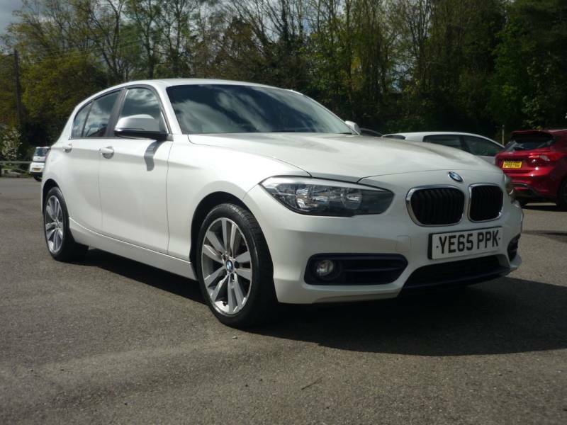 Compare BMW 1 Series 118D Sport YE65PPK White