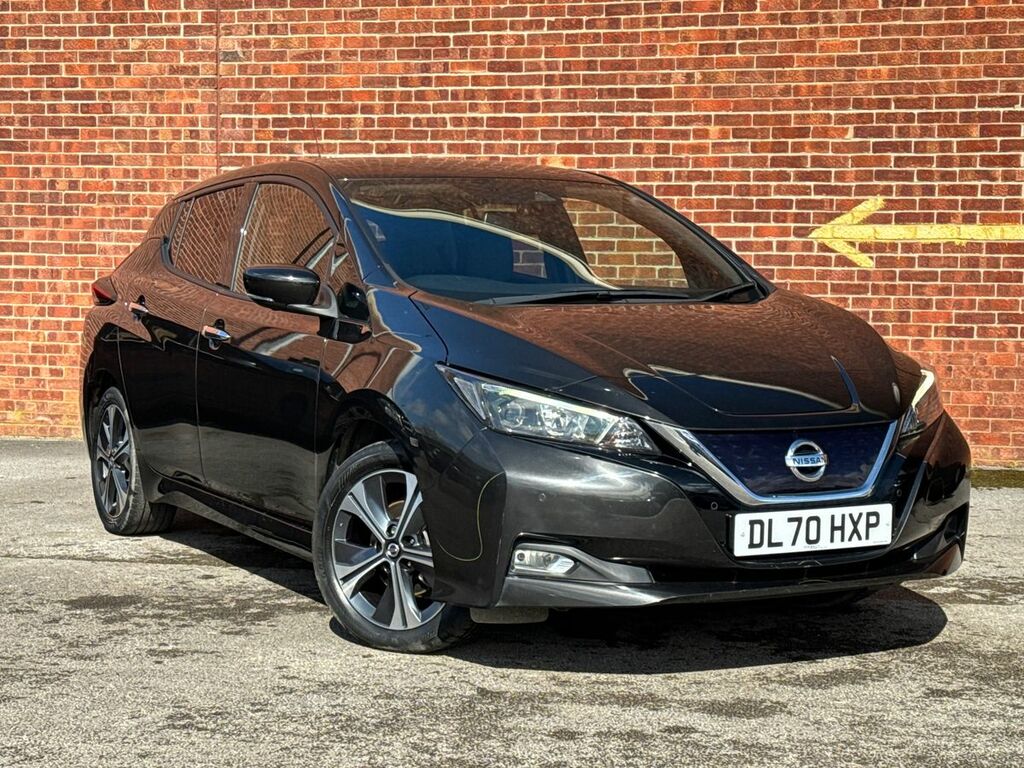 Compare Nissan Leaf 110Kw N-connecta 40Kwh DL70HXP Black