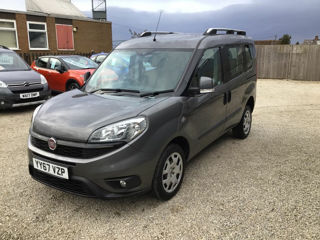 Compare Fiat Doblo 1.4 95 Bhp 4 Seats Only 50,102 Miles One YY67VZP Grey