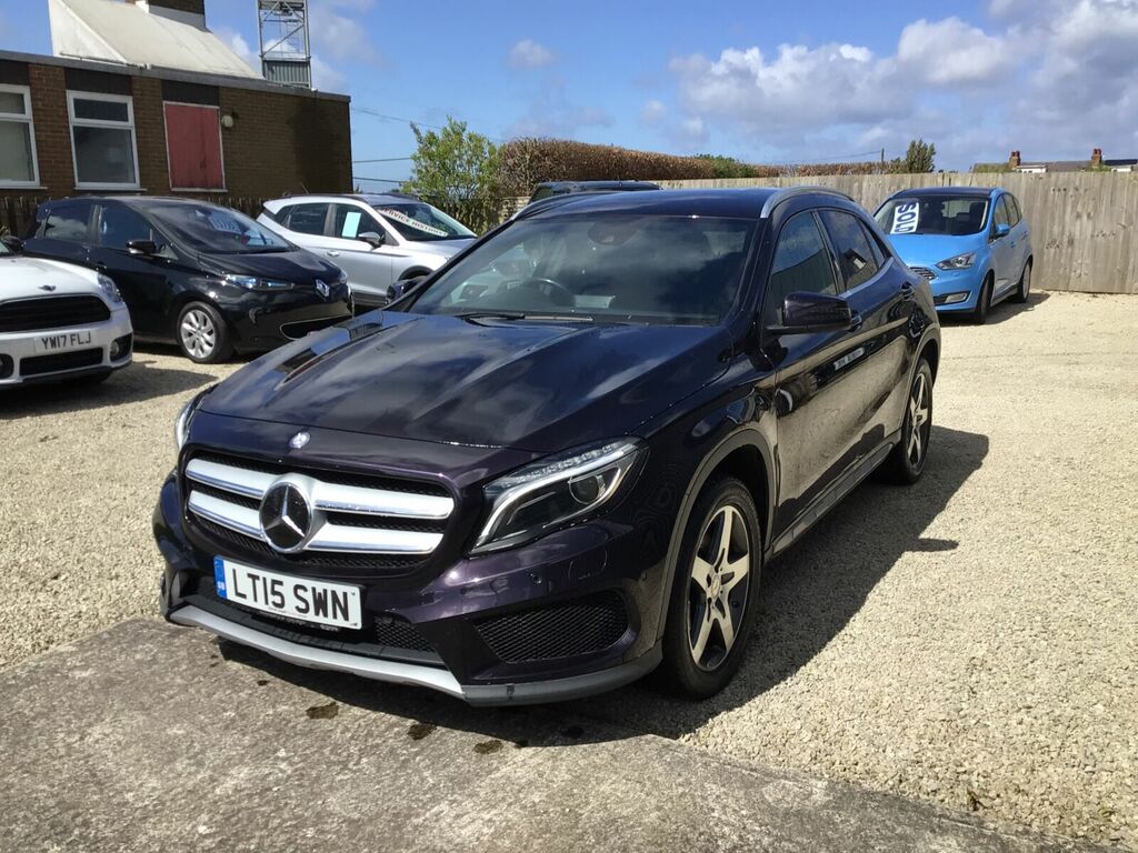Compare Mercedes-Benz GLA Class 220 2.1 168 Bhp 2 Owners And On LT15SWN Black