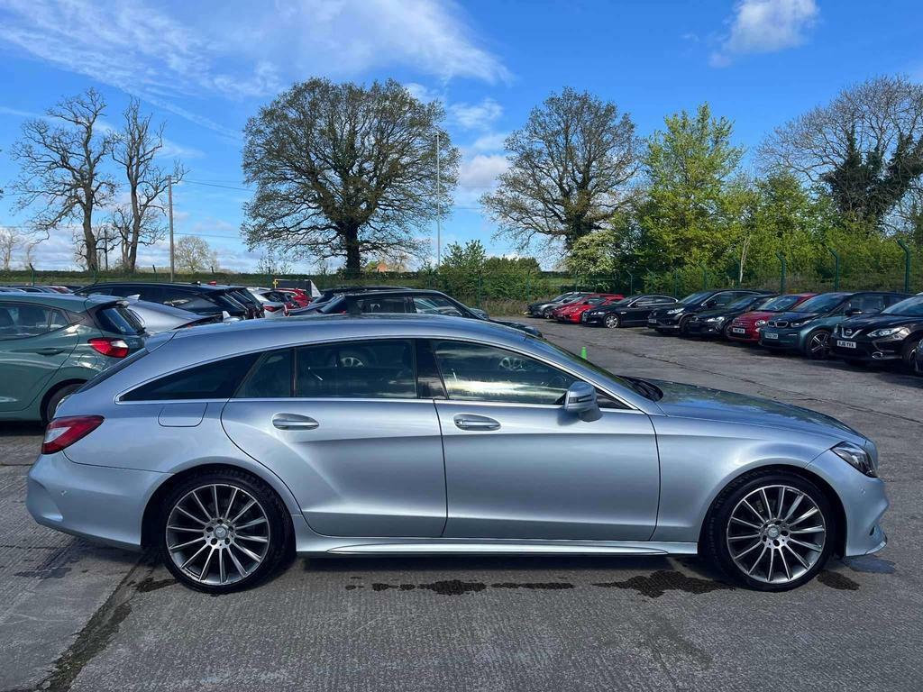 Mercedes-Benz CLS 2.1 Cls220d Amg Line Shooting Brake G-tronic Euro Silver #1