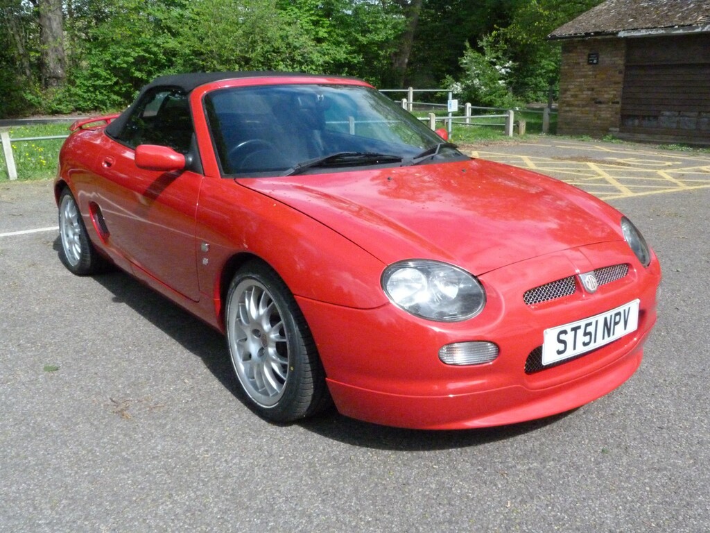 Compare MG MGF Freestyle Vvc Se,hardtop,new Hgasket-cbelt-wa ST51NPV Red