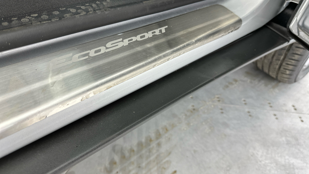 Compare Ford Ecosport Titanium FD17OMB Silver