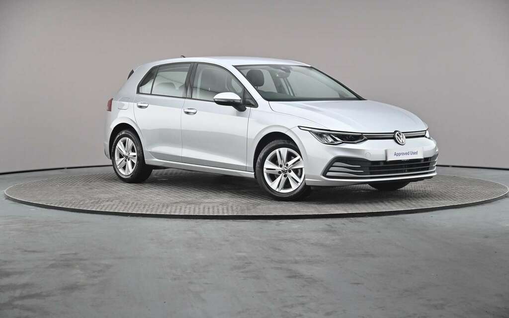 Compare Volkswagen Golf 8 Life 1.0 Tsi 110Ps 6-Speed GL23CYV Silver