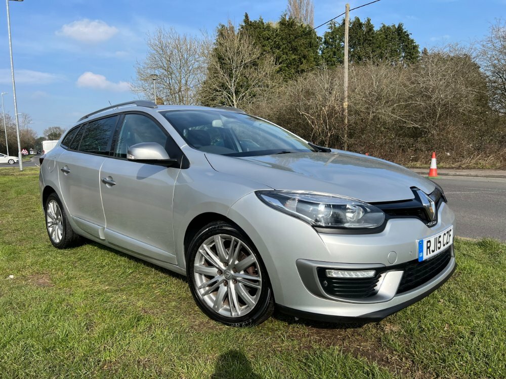 Compare Renault Megane Gt Line Tomtom Energy Dci Ss 5-Door Stunning Car RJ15CZF Silver