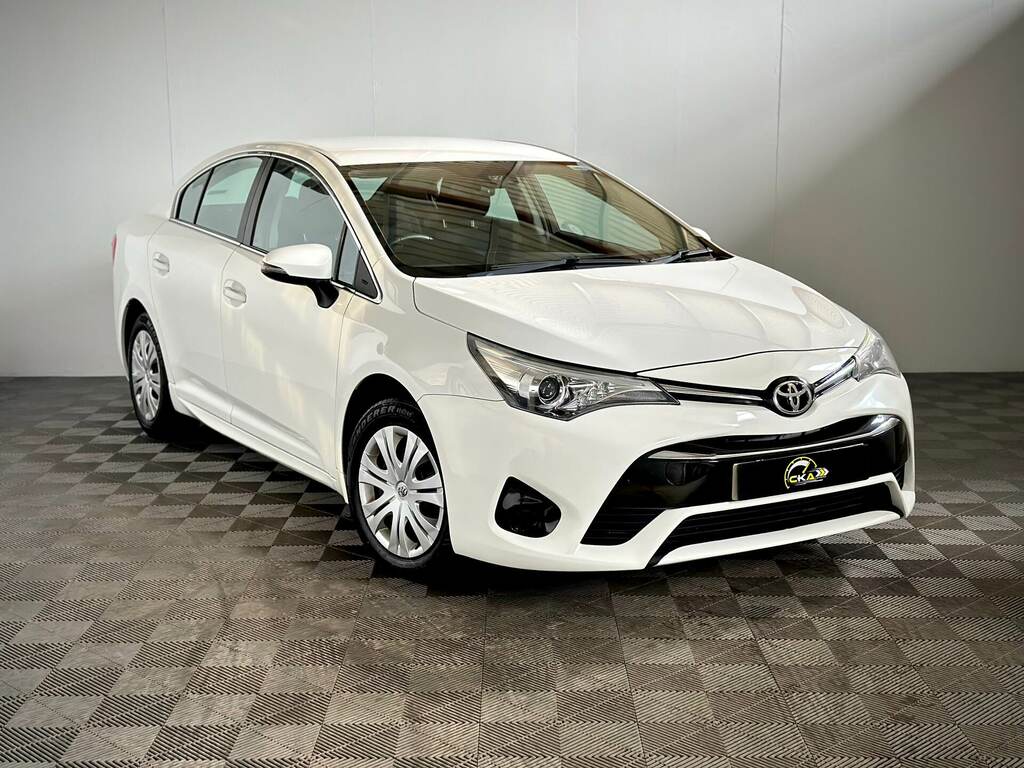 Compare Toyota Avensis 1.6D Active YFZ5046 White