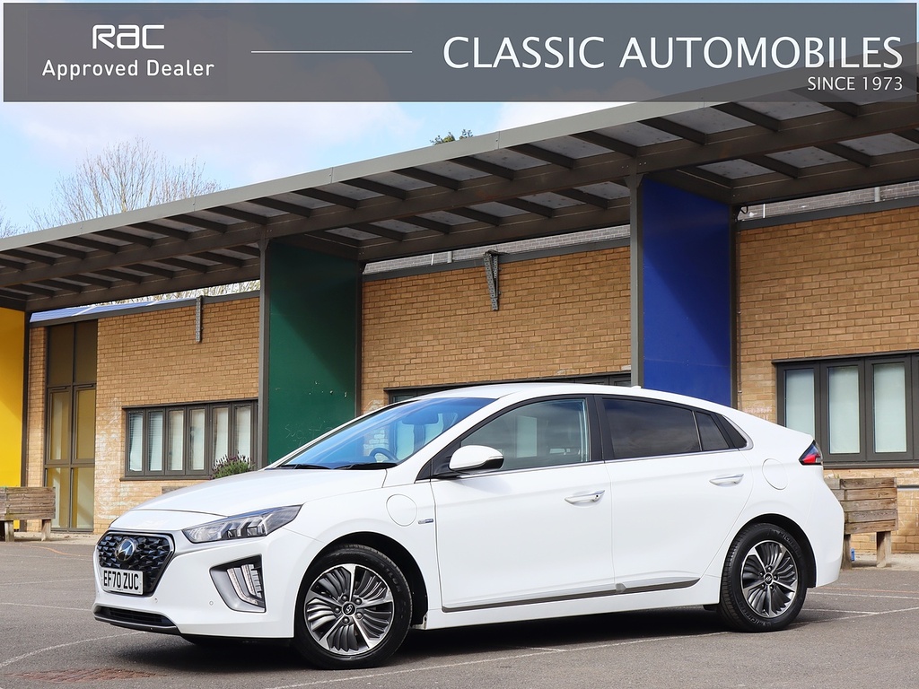 Compare Hyundai Ioniq H-gdi Premium Se EF70ZUC White
