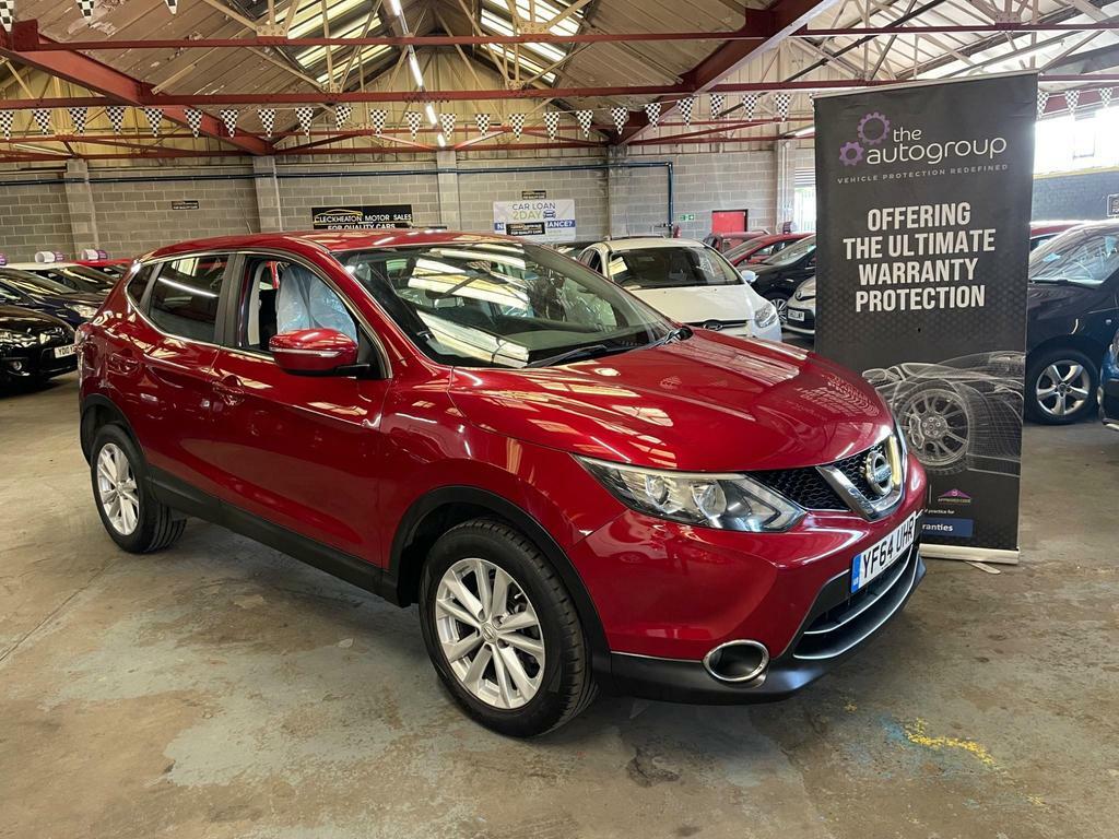 Compare Nissan Qashqai 1.2 Dig-t Acenta 2Wd Euro 5 Ss  Red