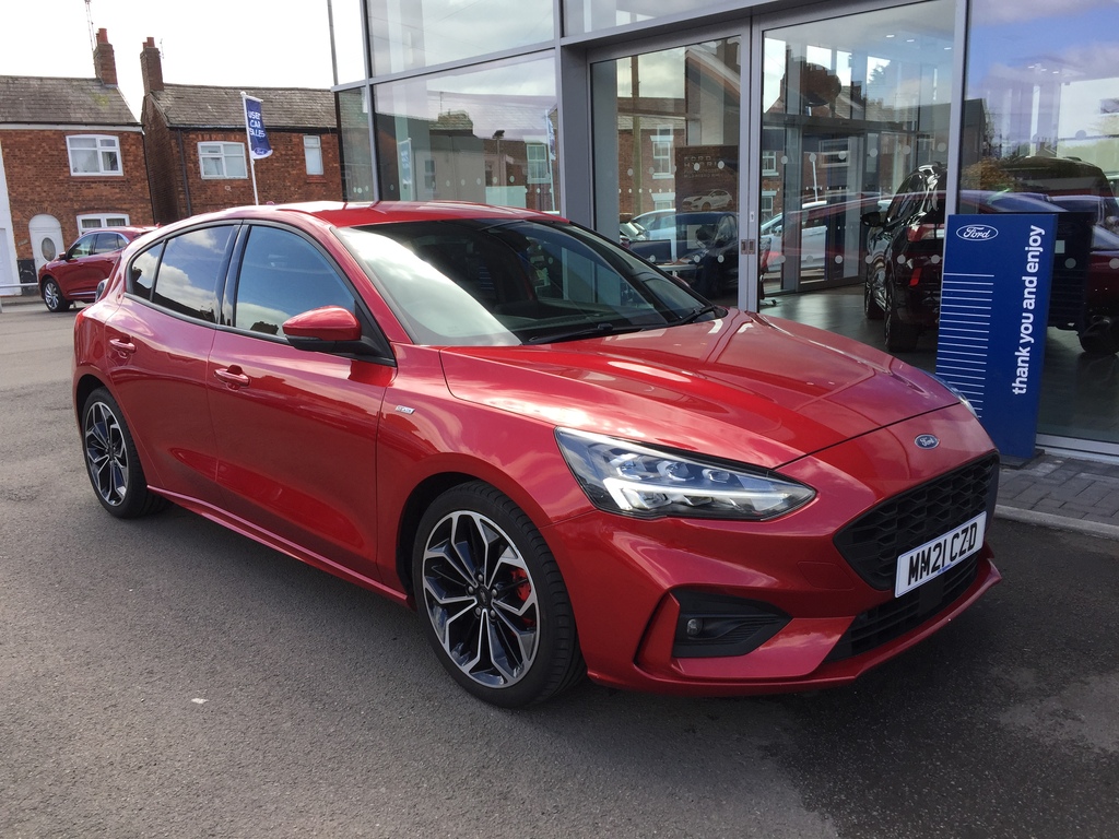 Compare Ford Focus 1.0 Ecoboost Hybrid Mhev 155 St-line X Edition MM21CZD Red