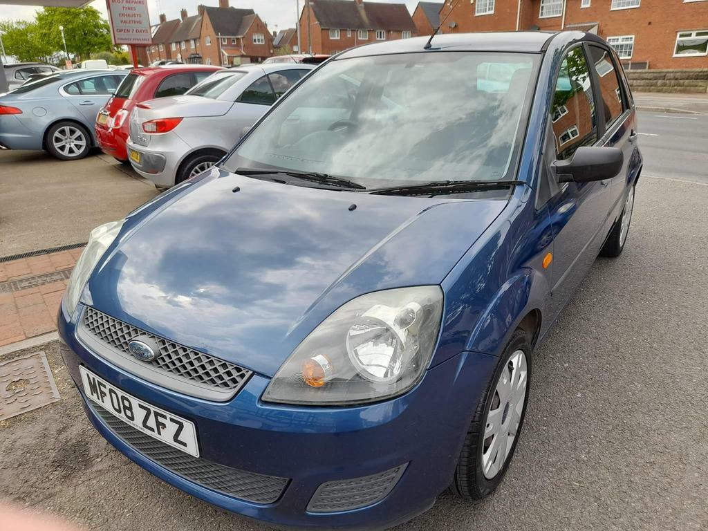 Compare Ford Fiesta 1.4 Td Style MF08ZFZ Blue