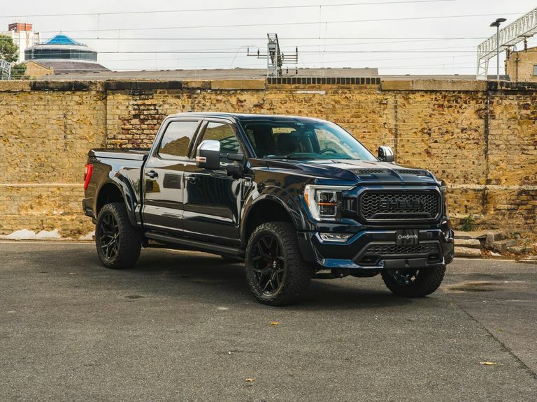 Compare Ford F-150 Shelby Super Snake Off-road SHEL3Y Blue