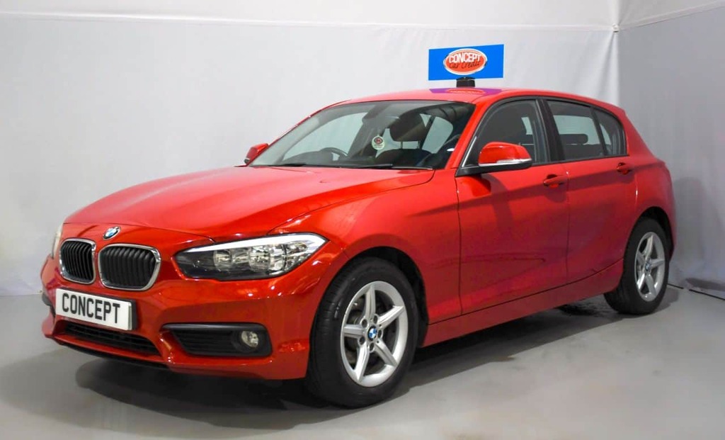 Compare BMW 1 Series 1.5 116D Se  Red