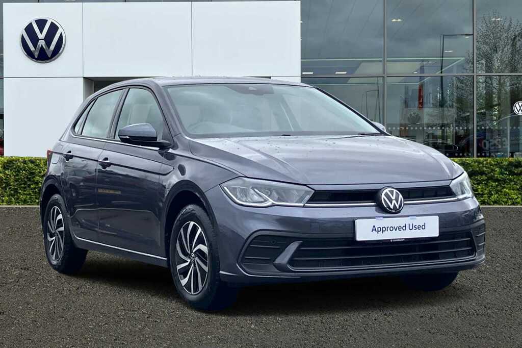 Compare Volkswagen Polo Mk6 Facelift 2021 1.0 Tsi 95Ps Life PF23BAU Grey