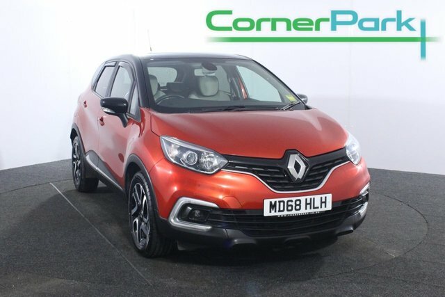 Compare Renault Captur Iconic Tce MD68HLH Black