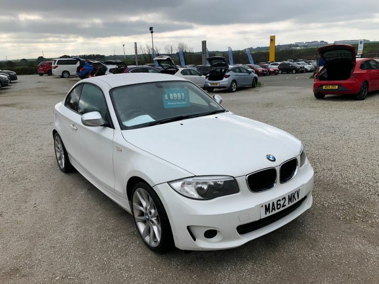 BMW 1 Series 118D Exclusive Edition White #1