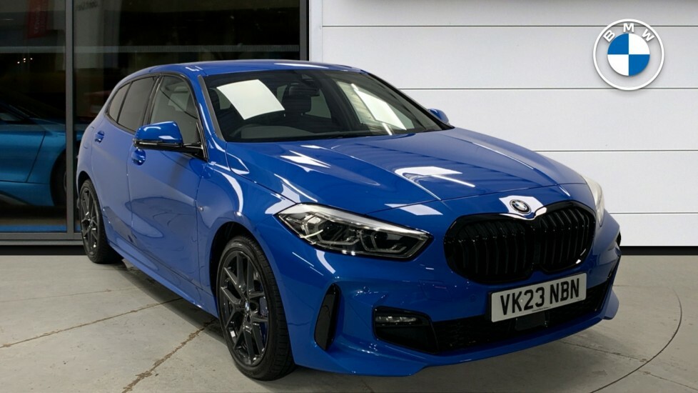 Compare BMW 1 Series 118I M Sport VK23NBN Blue