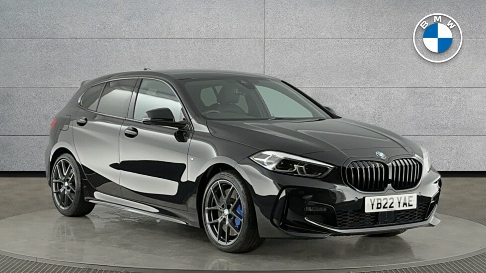 Compare BMW 1 Series 118D M Sport YB22YAE Black