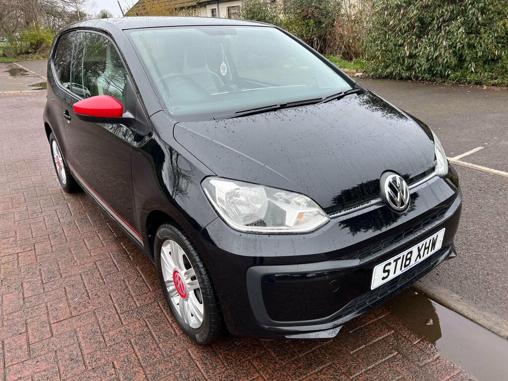 Compare Volkswagen Up 1.0 Up Beats Euro 6 Ss ST18XHW Black