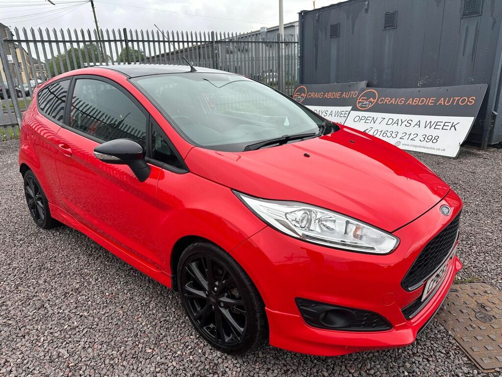 Compare Ford Fiesta Hatchback 1.0T Ecoboost Zetec S Euro 6 Ss CP65SYX Red