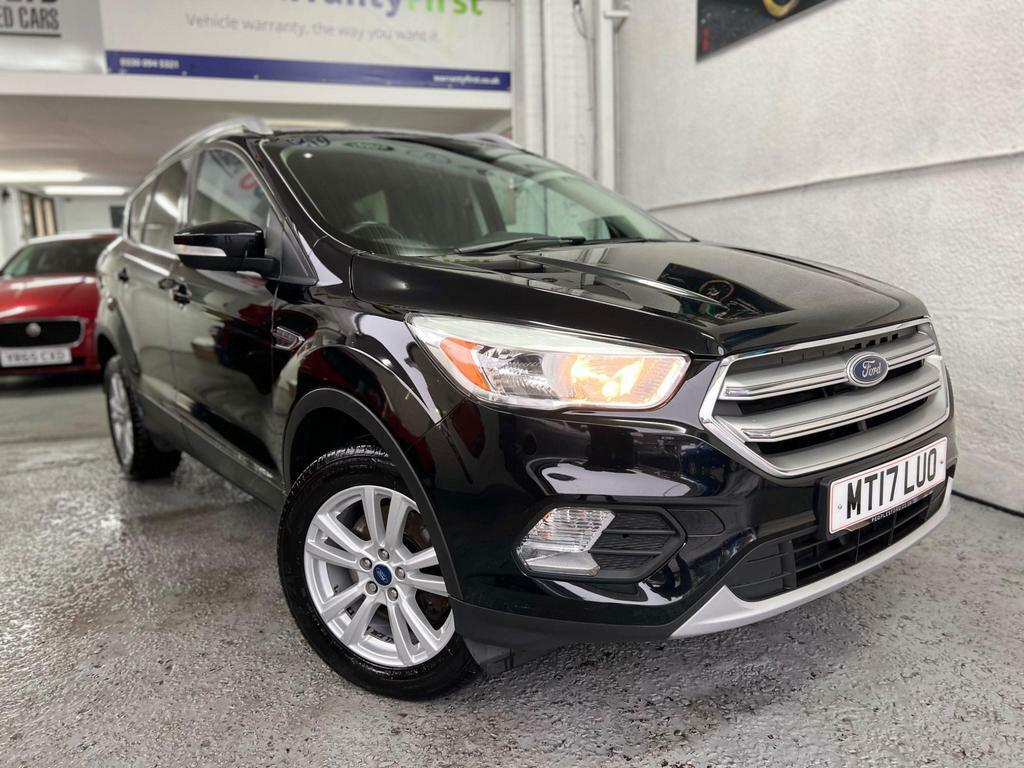 Compare Ford Kuga 1.5 Tdci Zetec Euro 6 Ss MT17LUO Black